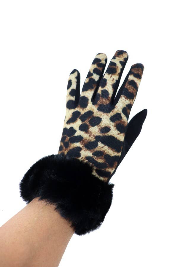 Faux Fur Detailed Leopard Printed Gloves