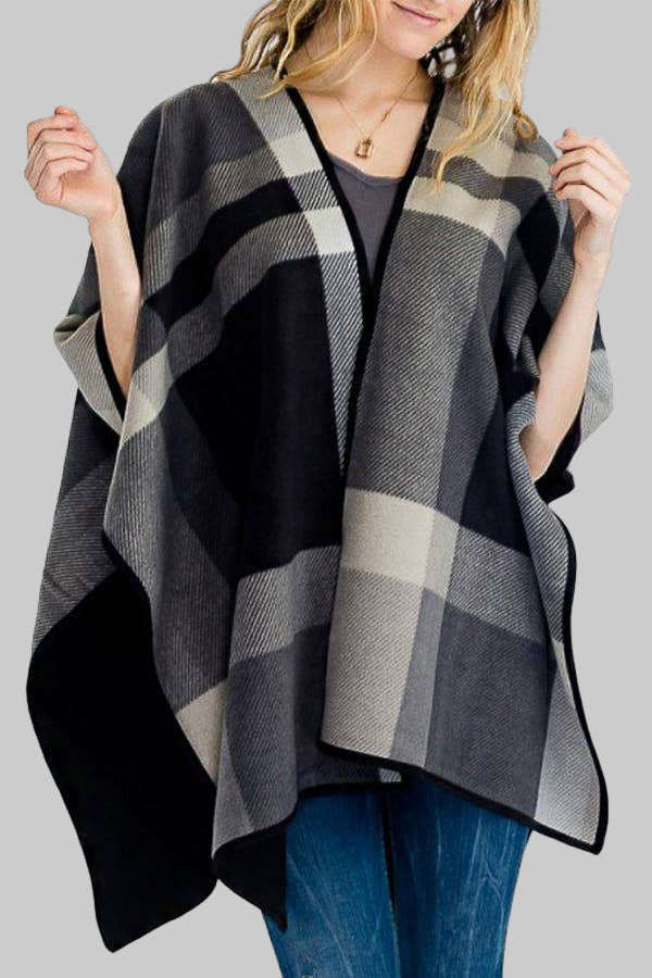 Plaid Black/Gray Cape
