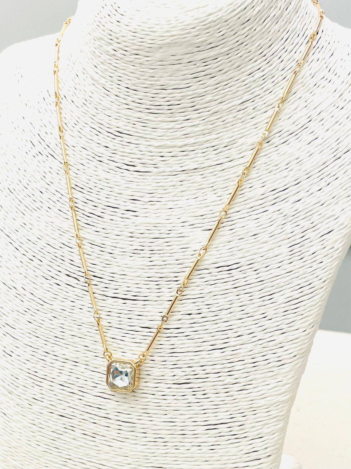 Gold/Clear Simple Elegance Necklace