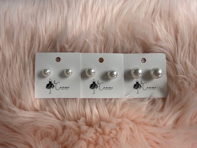 Large Pearl Stud