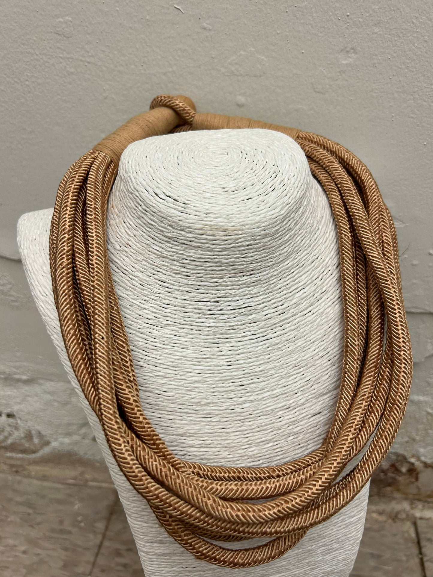 Slub 8-Strand Necklace (tan)