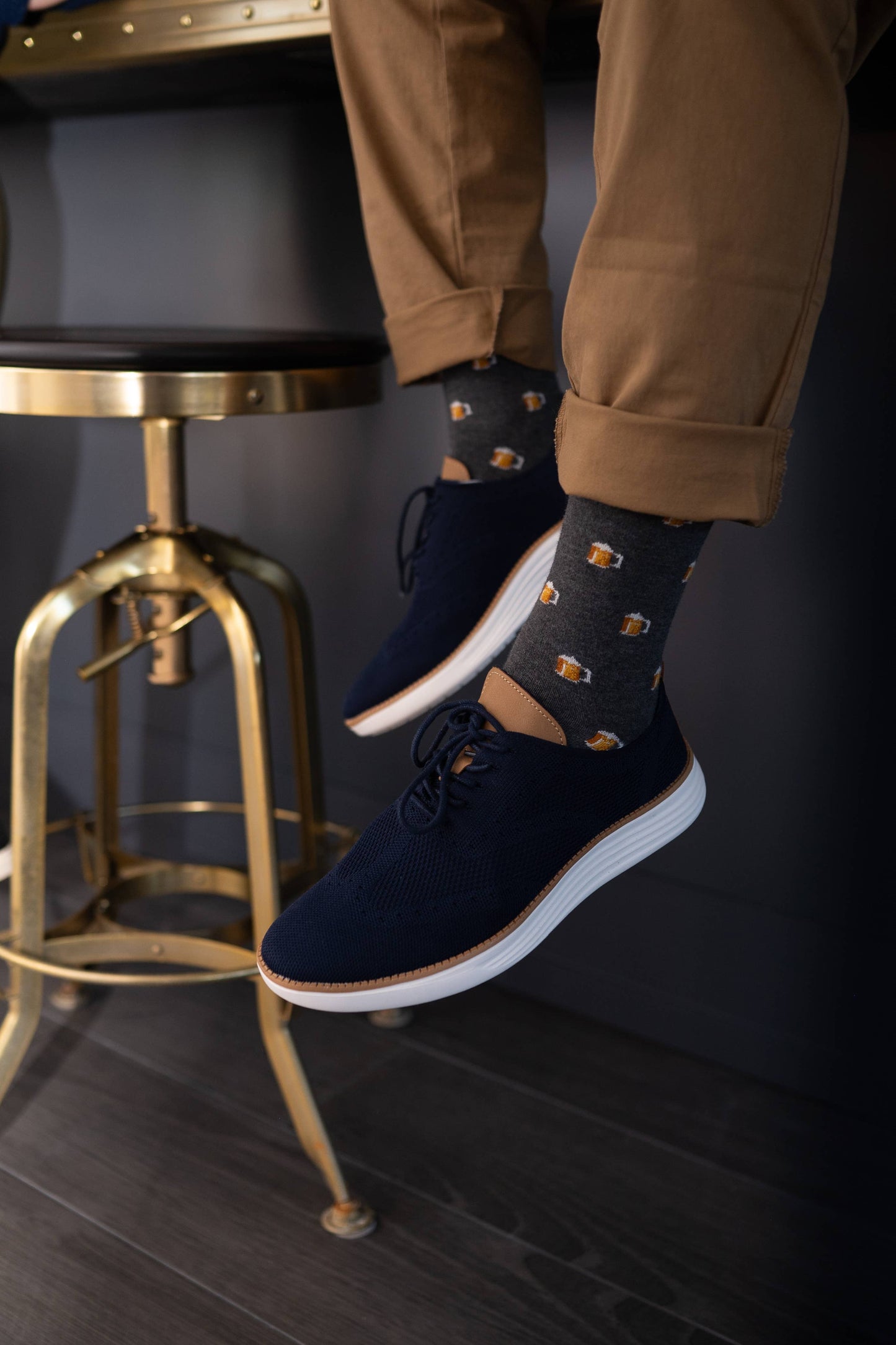 Beer Mugs Cashmere Blend Men's Crew Socks