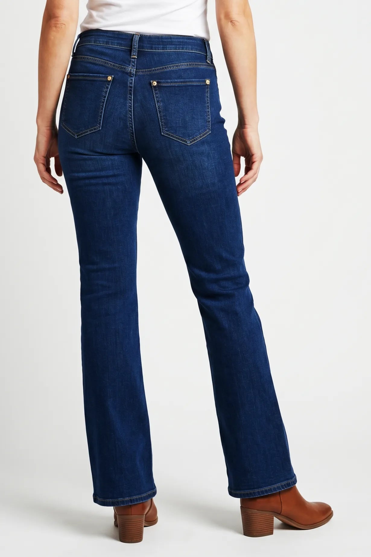 Dark Wash Boot Cut Jeans 32"