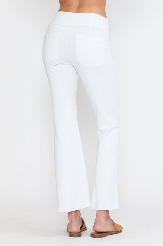 White Crop Stretch Capri Pants