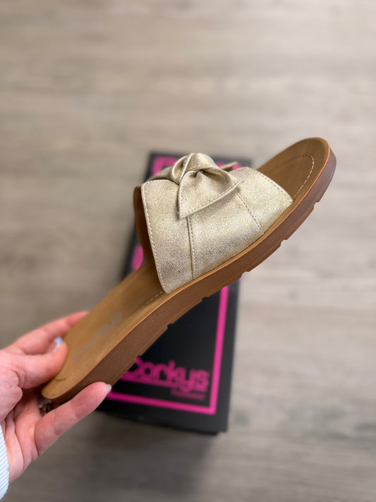 Rock the Bowt Sandal