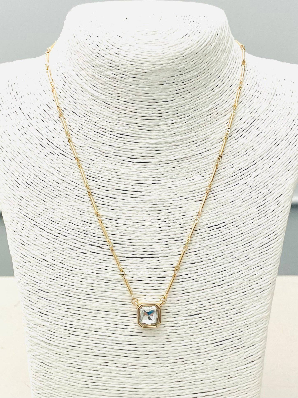 Gold/Clear Simple Elegance Necklace