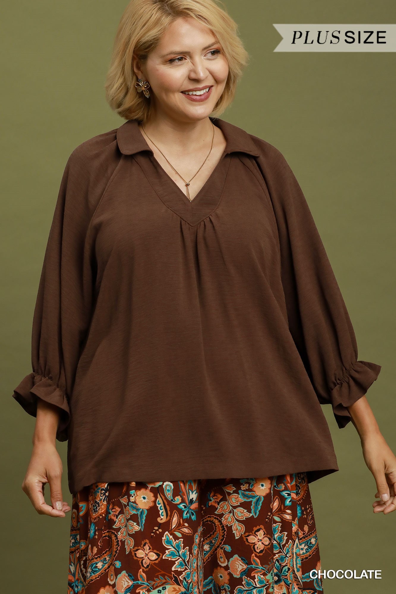 Chocolate Collared V-Neck 3/4 Sleeve Tops