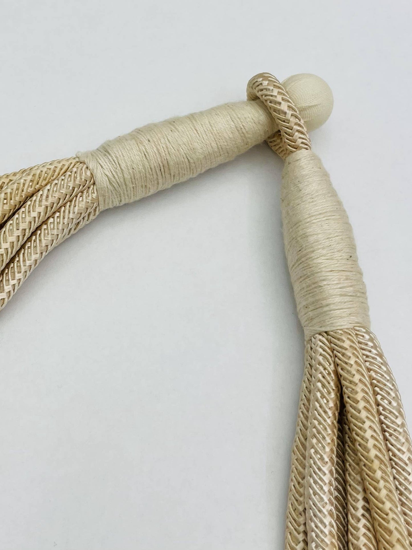 Slub 8-Strand Necklace (ecru)