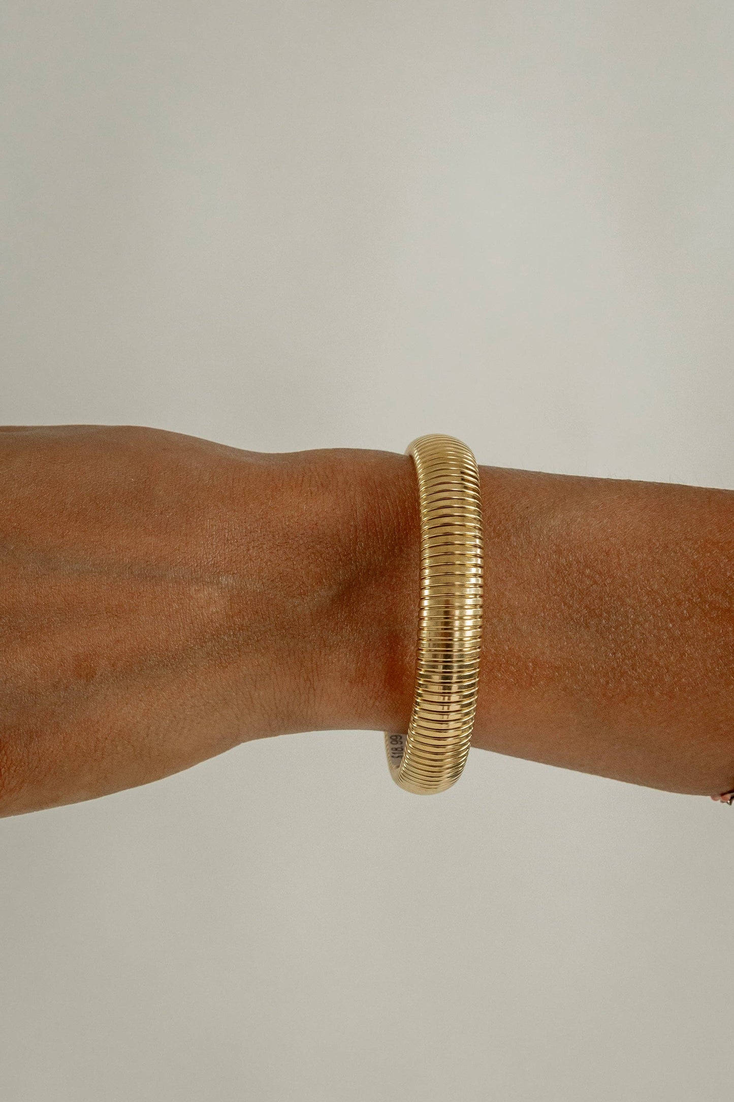 Big Ribbed Bangle