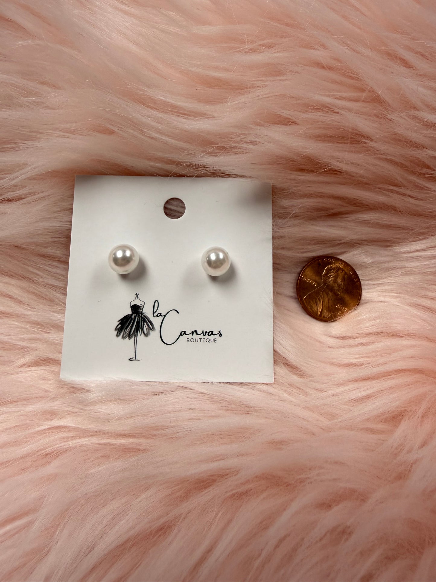 Petit Pearl Stud