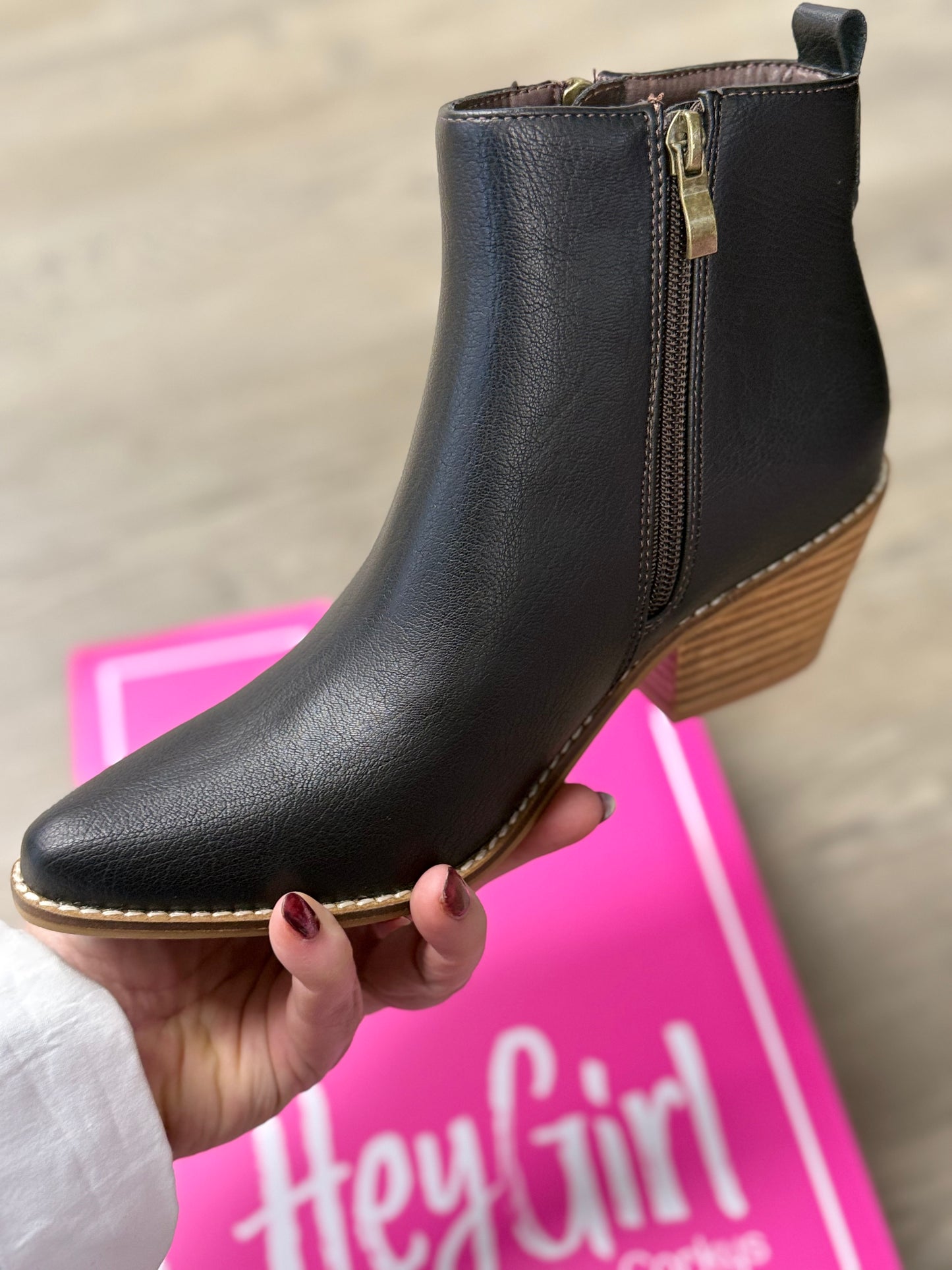 Black Toil N Trouble Boot