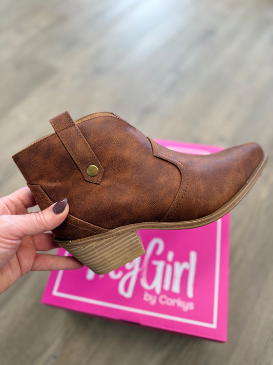 Corkys Closing Time Rust Boots