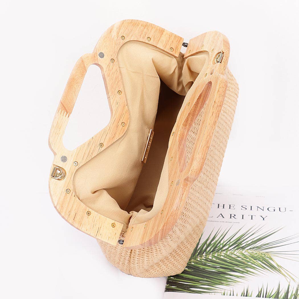 Natural Elegance Clutch