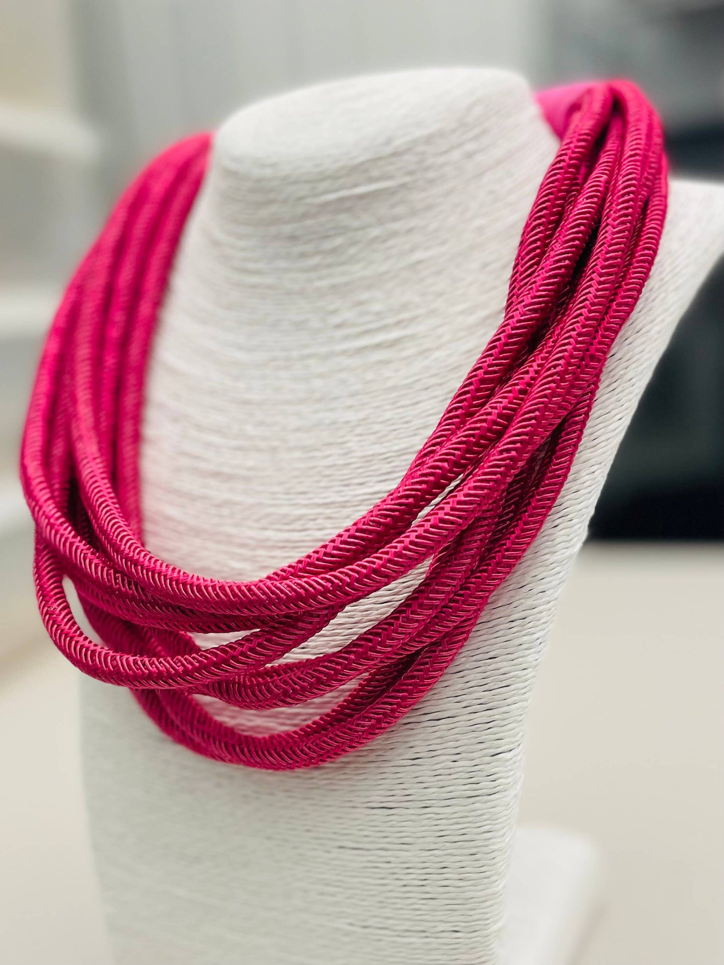 Slub 8-Strand Necklace (pink)