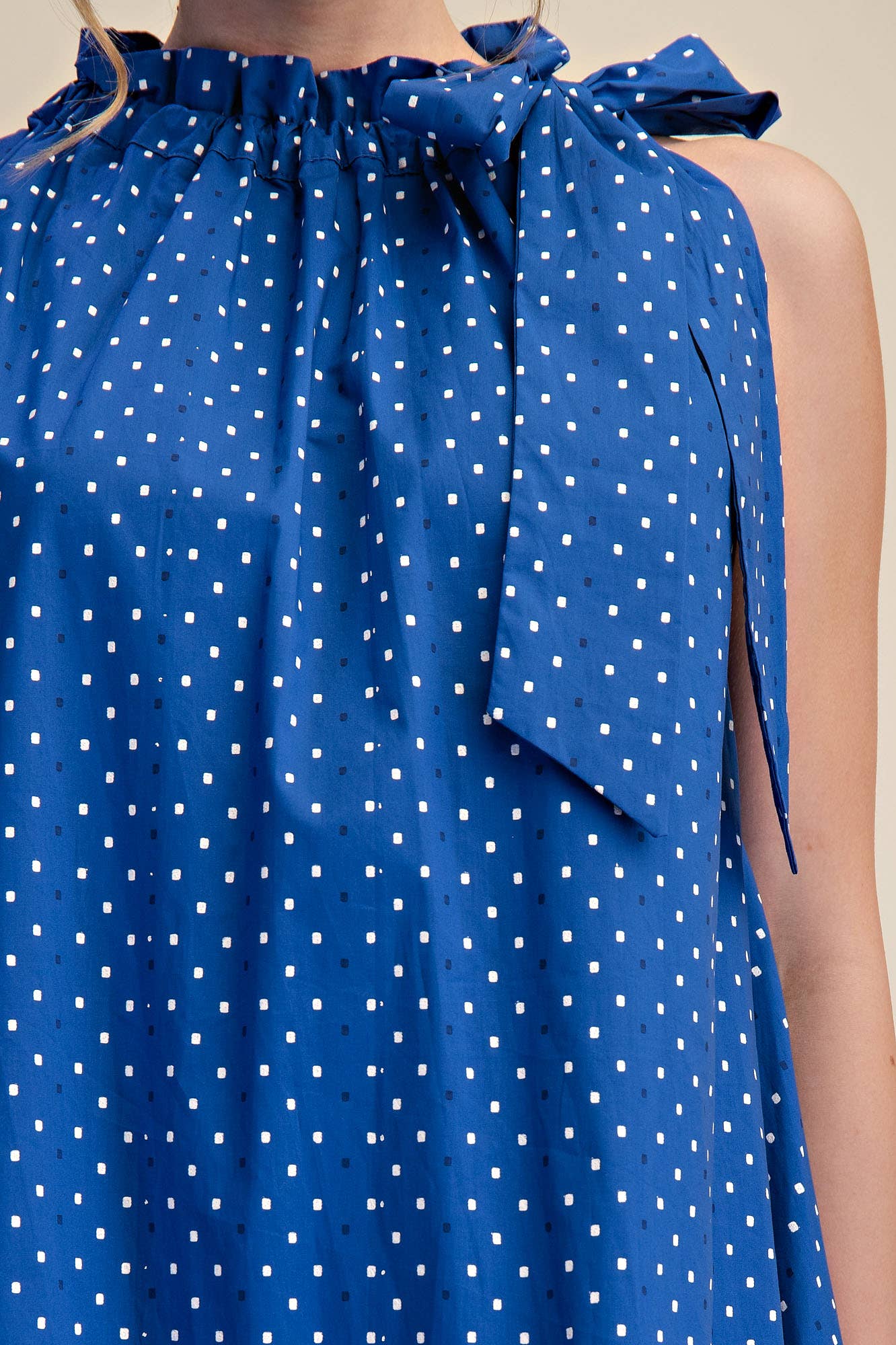 Royal Ruffle Neck Tie Sleeveless Dot Pattern Midi
